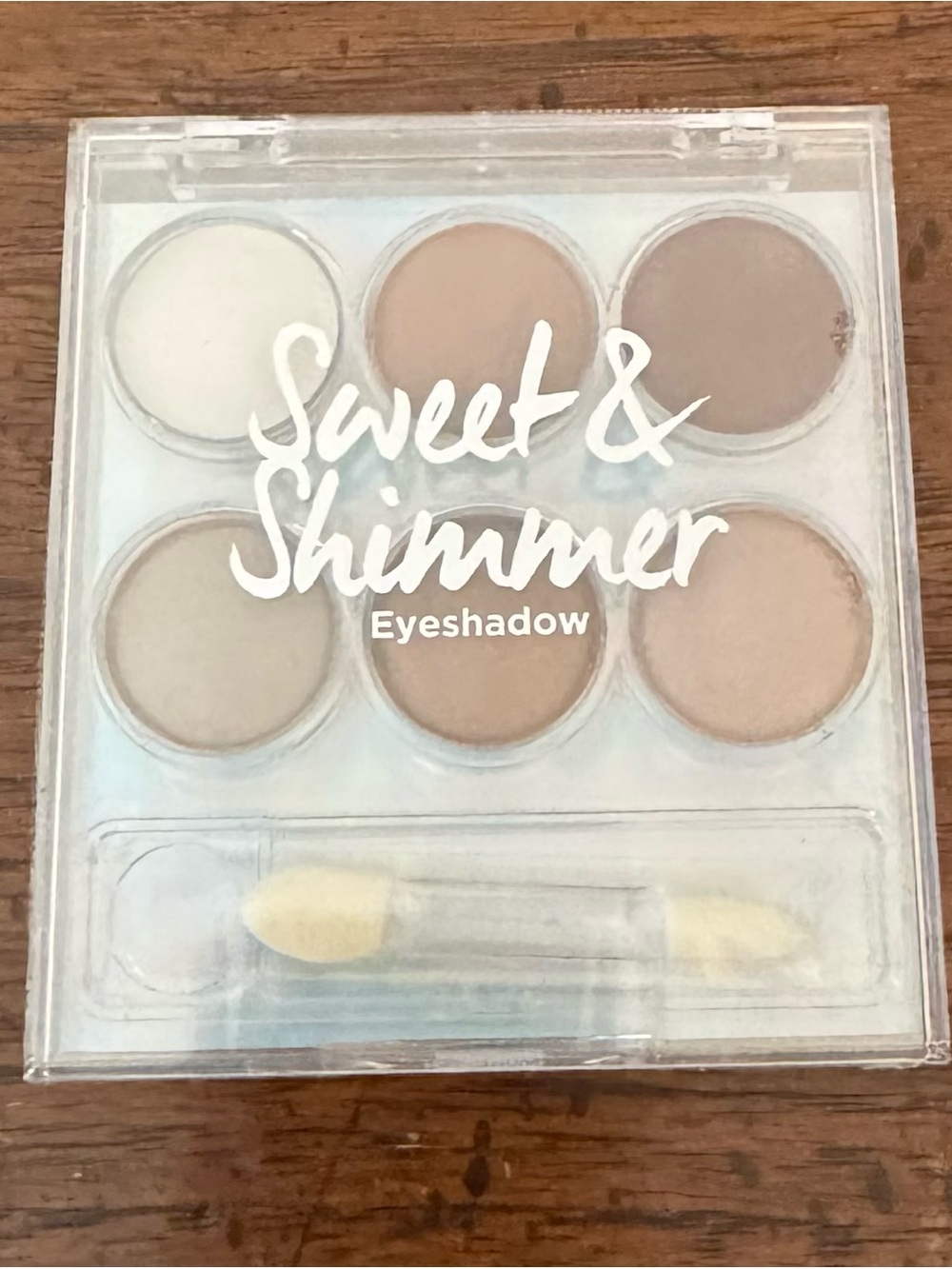 Sweet & Shimmer Neutral Eyeshadow Palette – Soft Nude Shades